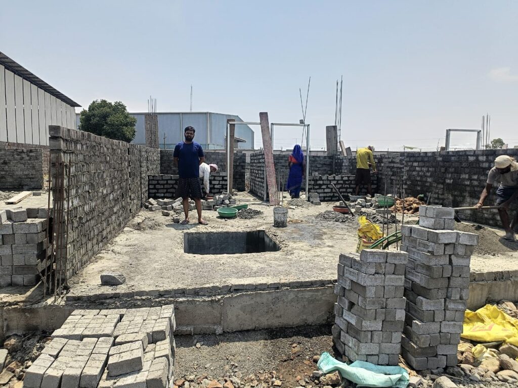 NEAR AMARDEEP DANCING SCHOOL, IMLIYA, BHOPAL